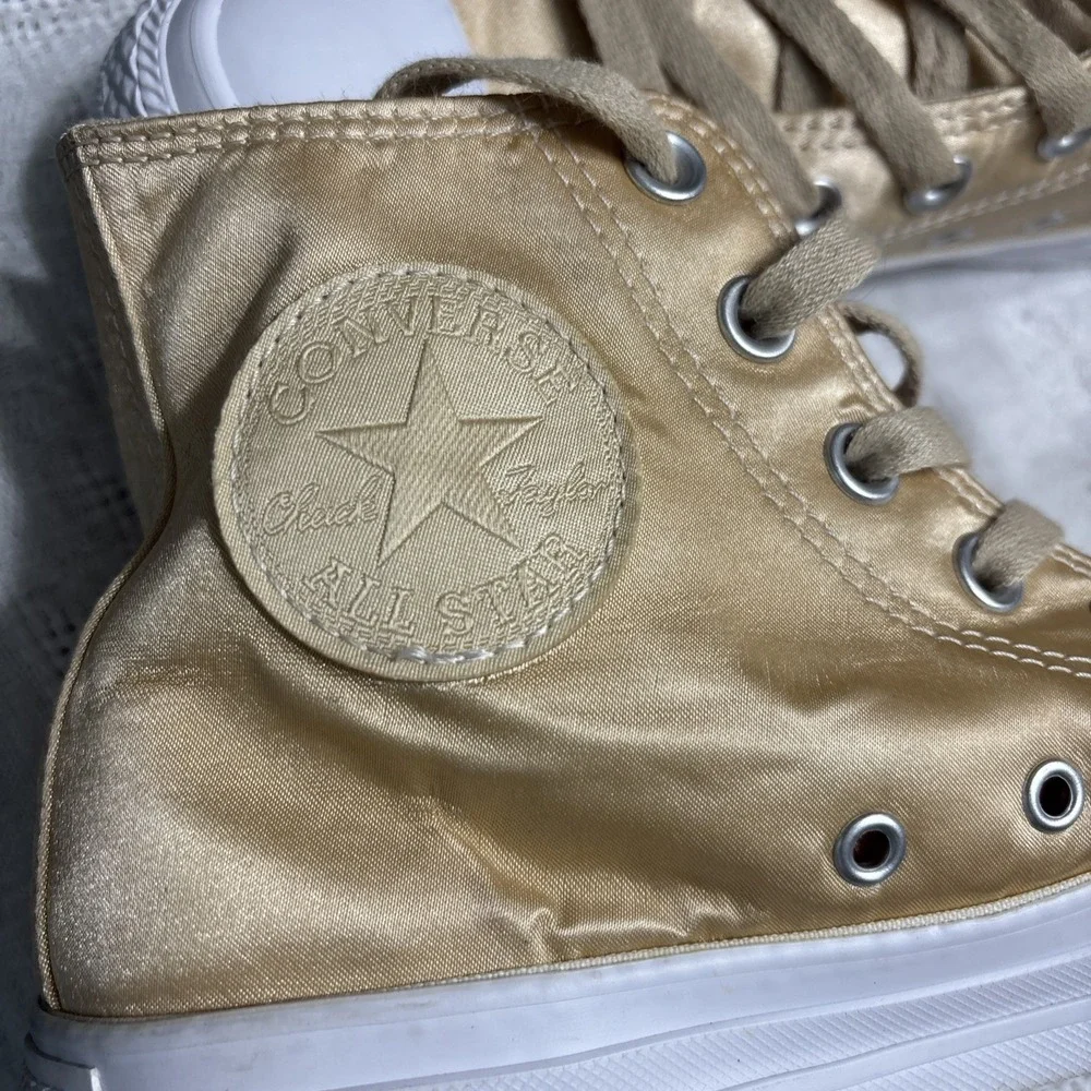 Converse Chuck Taylor All Star High Top Gold Satin Sz 7.5‎